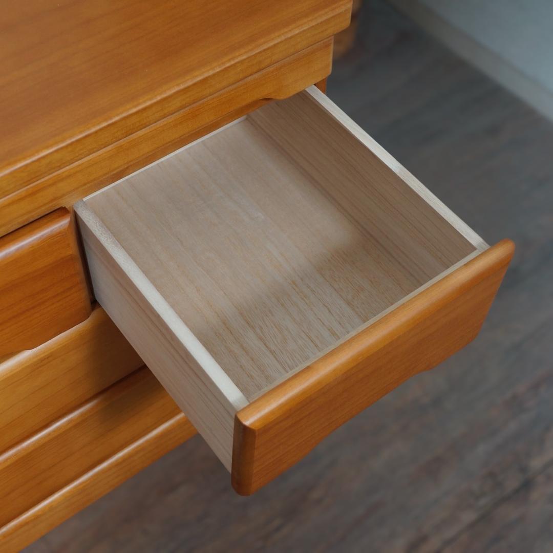 【新品】【訳あり特価】リビング にも置ける 仏壇 チェスト！ アウトレット