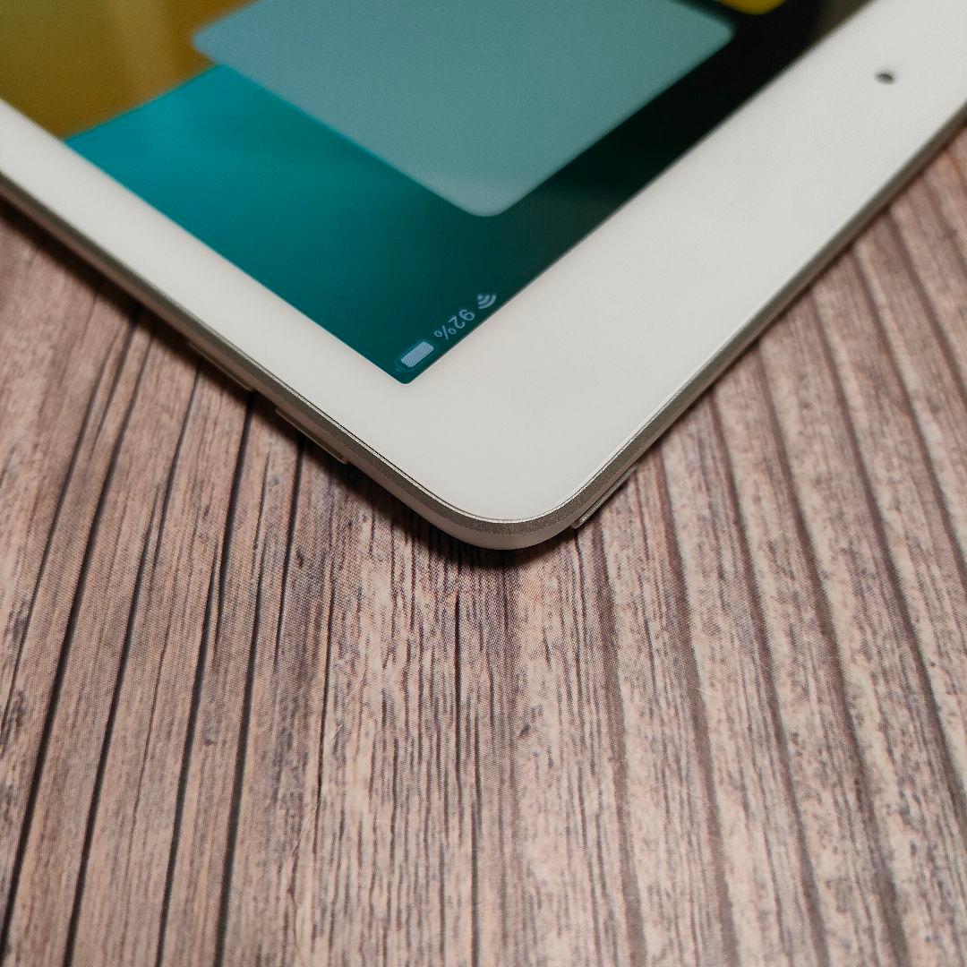 iPad 第8世代 32GB シルバー 美品