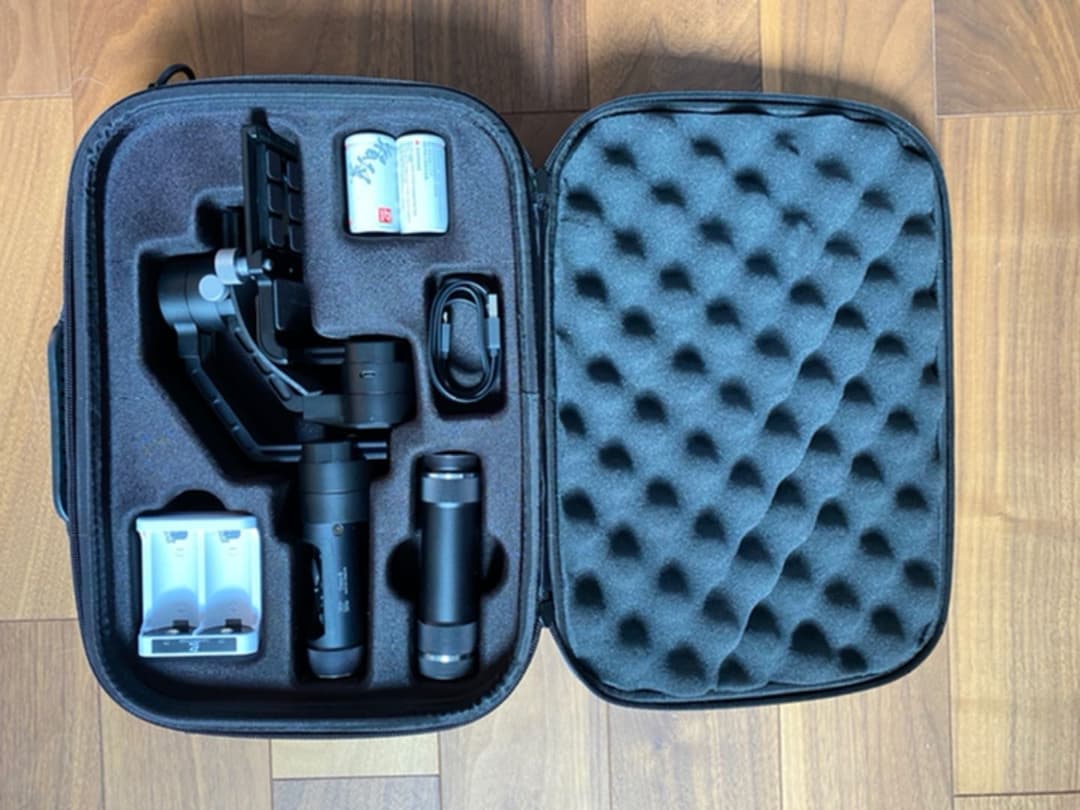 スタビライザー　ジンバル　ZHIYUN Crane m