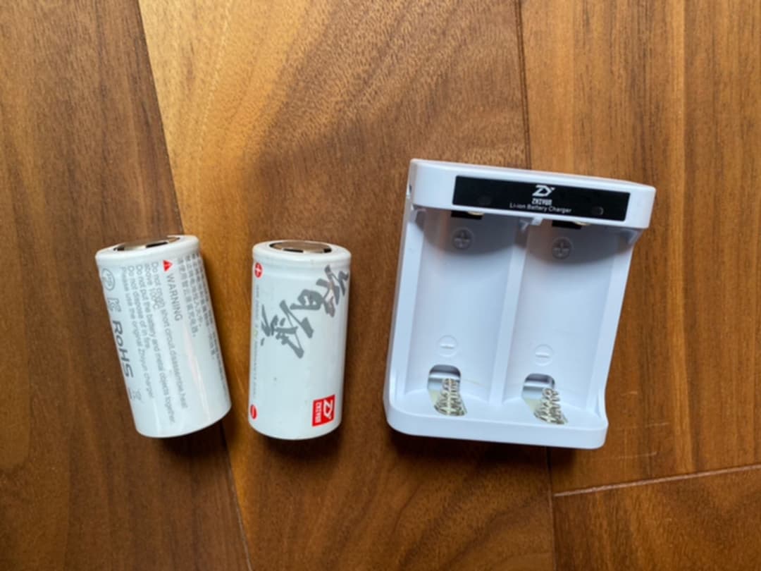 スタビライザー　ジンバル　ZHIYUN Crane m