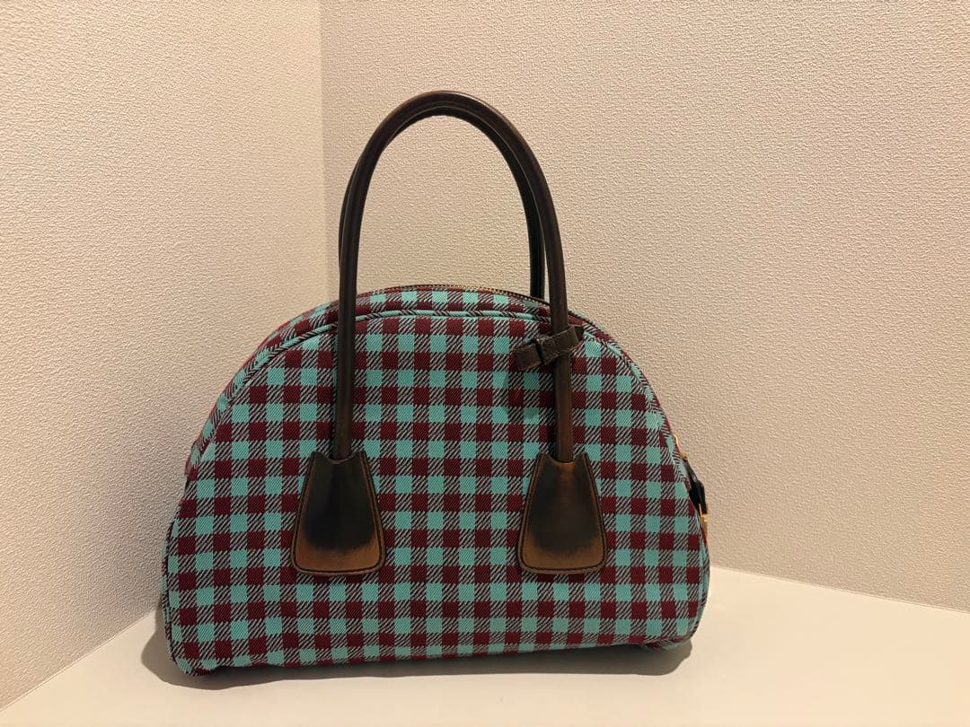 PRADA バッグ　紗栄子