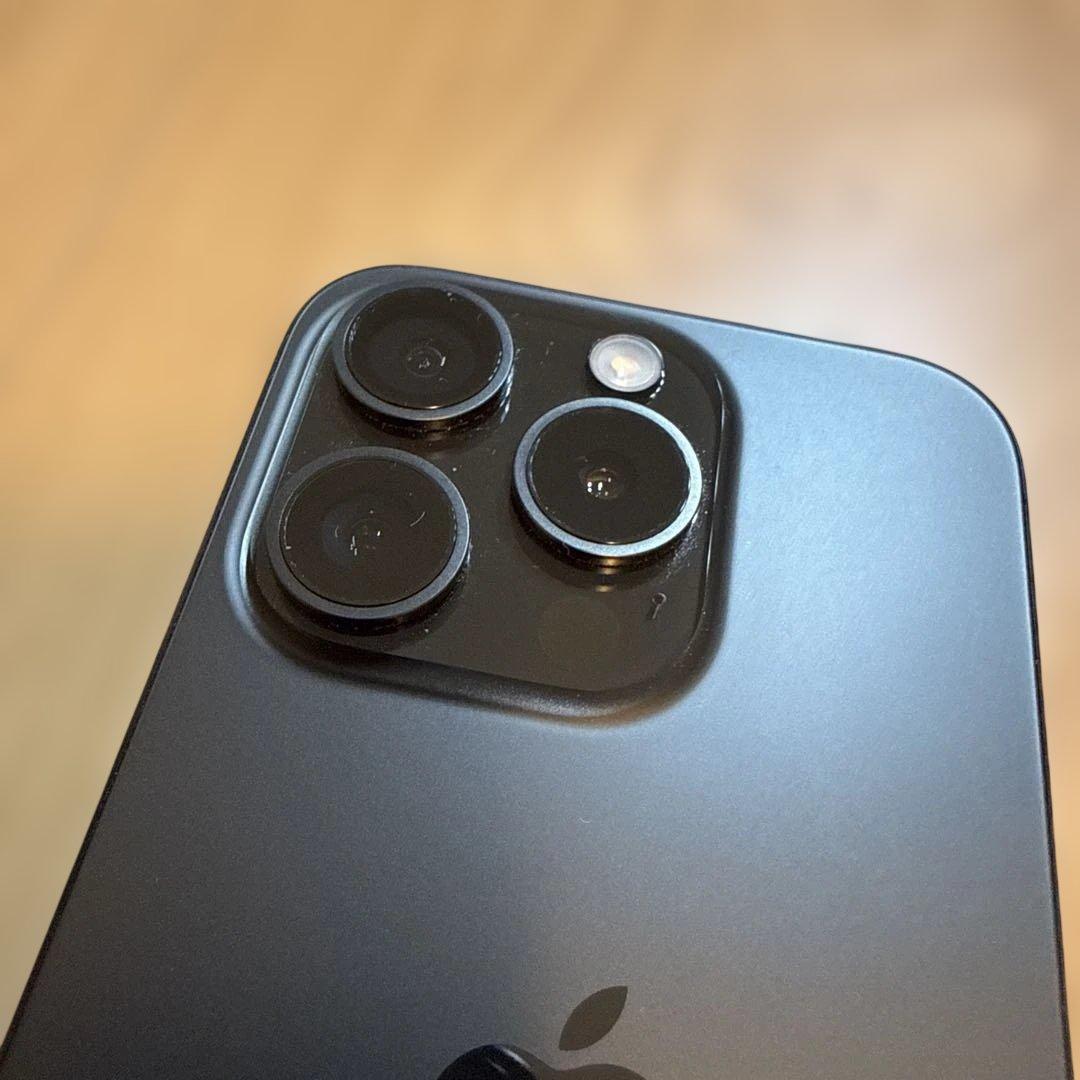 バッテリー最大容量87% 512GB Apple iPhone 15 Pro