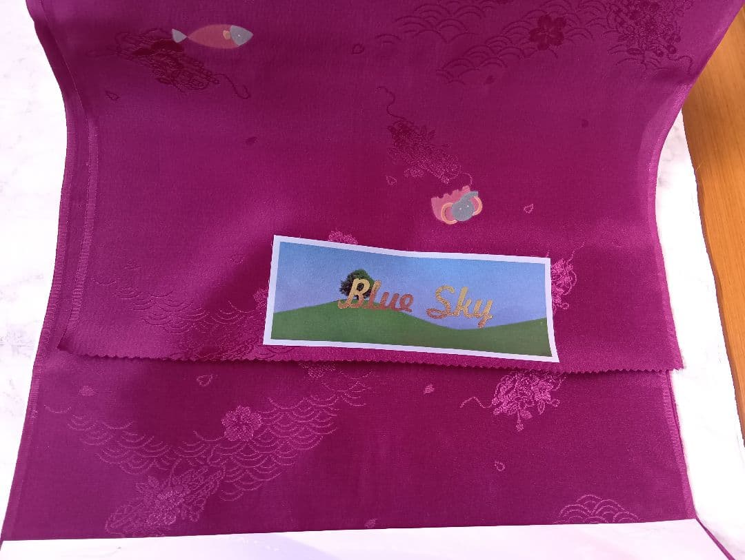 未使用　反物■御襦袢地　赤紫色　正絹　動物　花柄