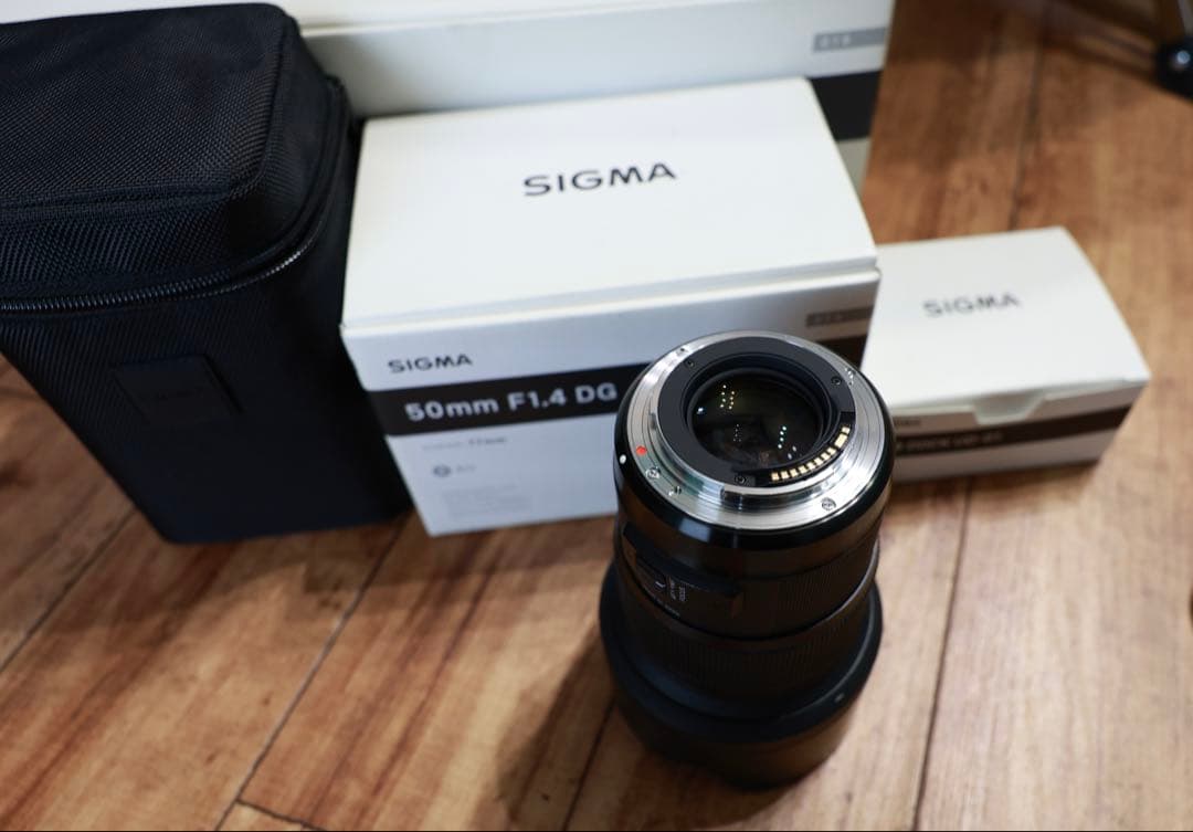 SIGMA 50mm F1.4 DG HSM EFマウント+ USB Dock