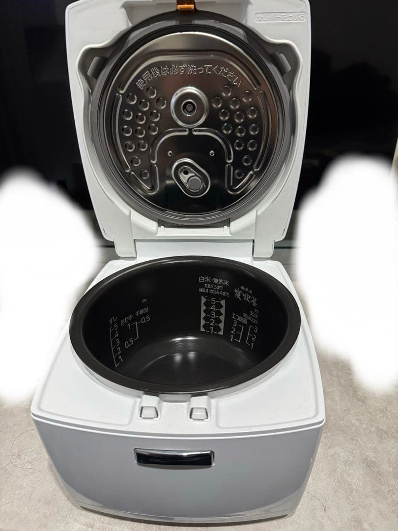三菱電機 IHジャー炊飯器5.5合炊き炭炊釜 (2層厚釜) NJ-VEB10-W