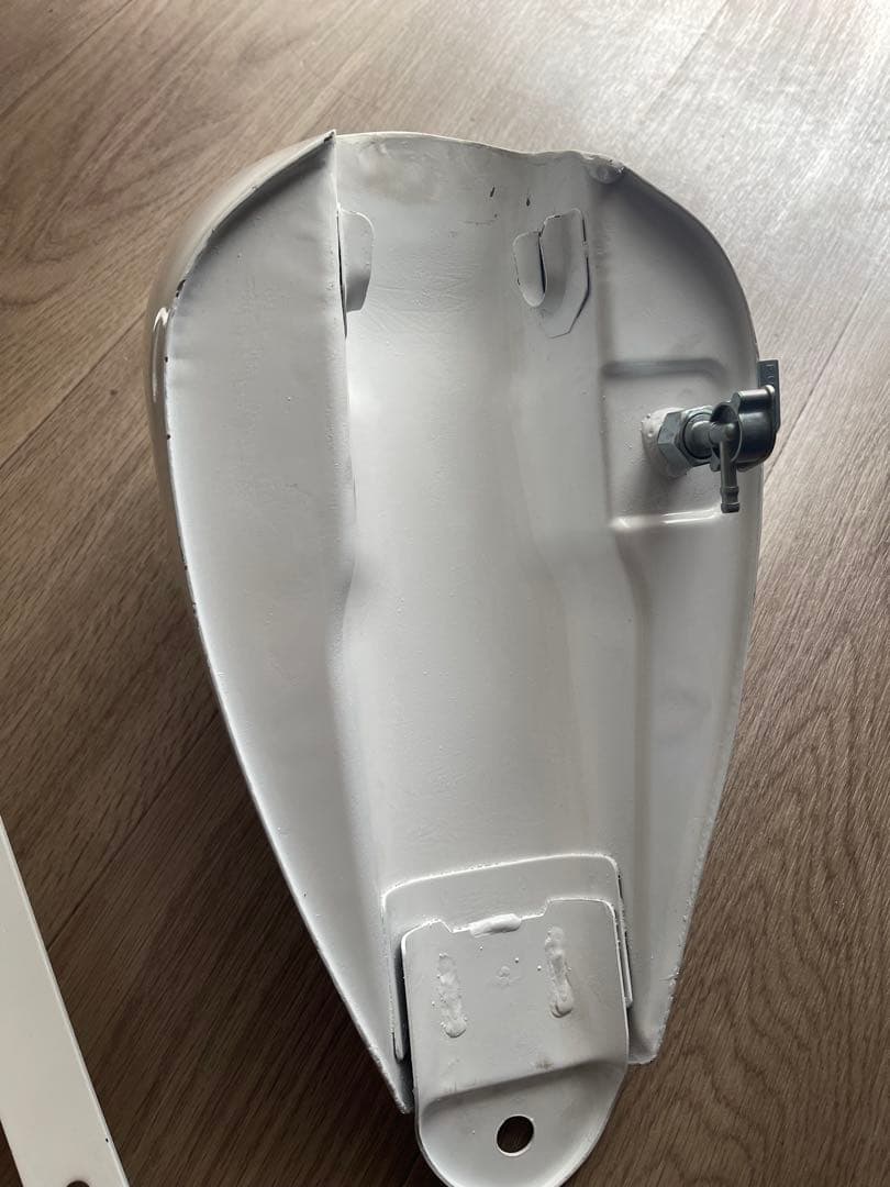 マグナ250 スポーツスタータンク　ホワイト