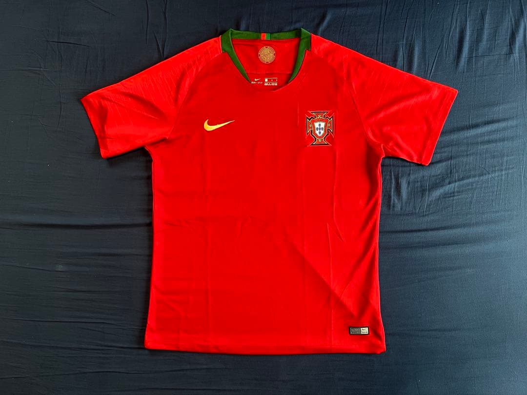 専用 クリスティアーノ・ロナウド 直筆サイン入りユニフォーム ポルトガル代表