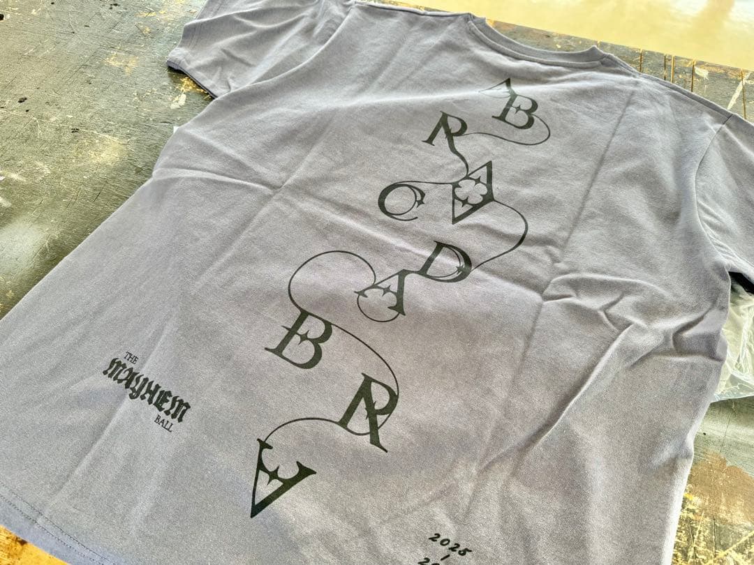 (新品)レディーガガ VIPGOLD 最前列 ABRA Tシャツ M〜最安値〜