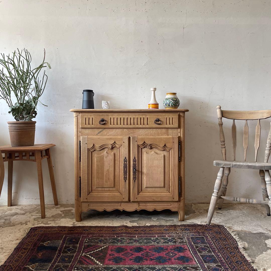 ビンテージ ドロワーコンソールキャビネット 剥離