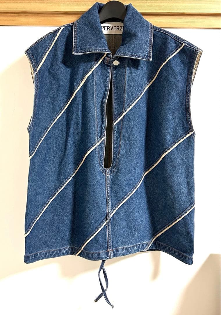 【新品未使用】PERVERZE パーバーズ　デニム　ベスト フリーサイズ