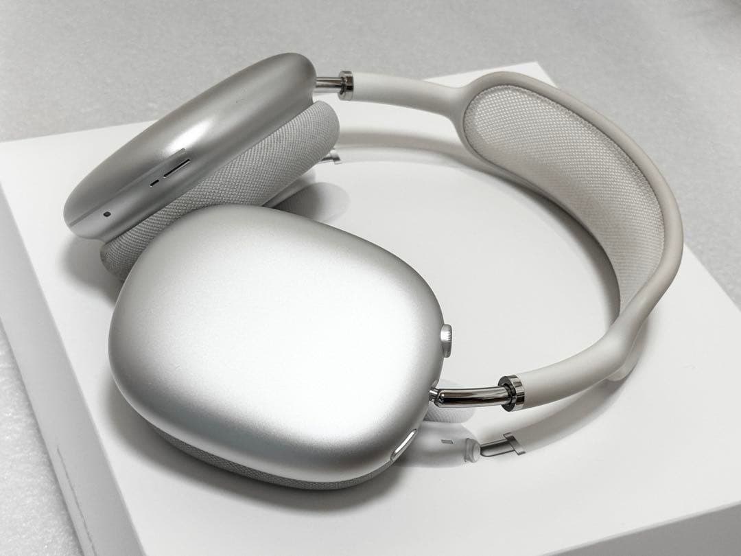Apple保証付き　2024年6月購入品　AirPods Max Silver