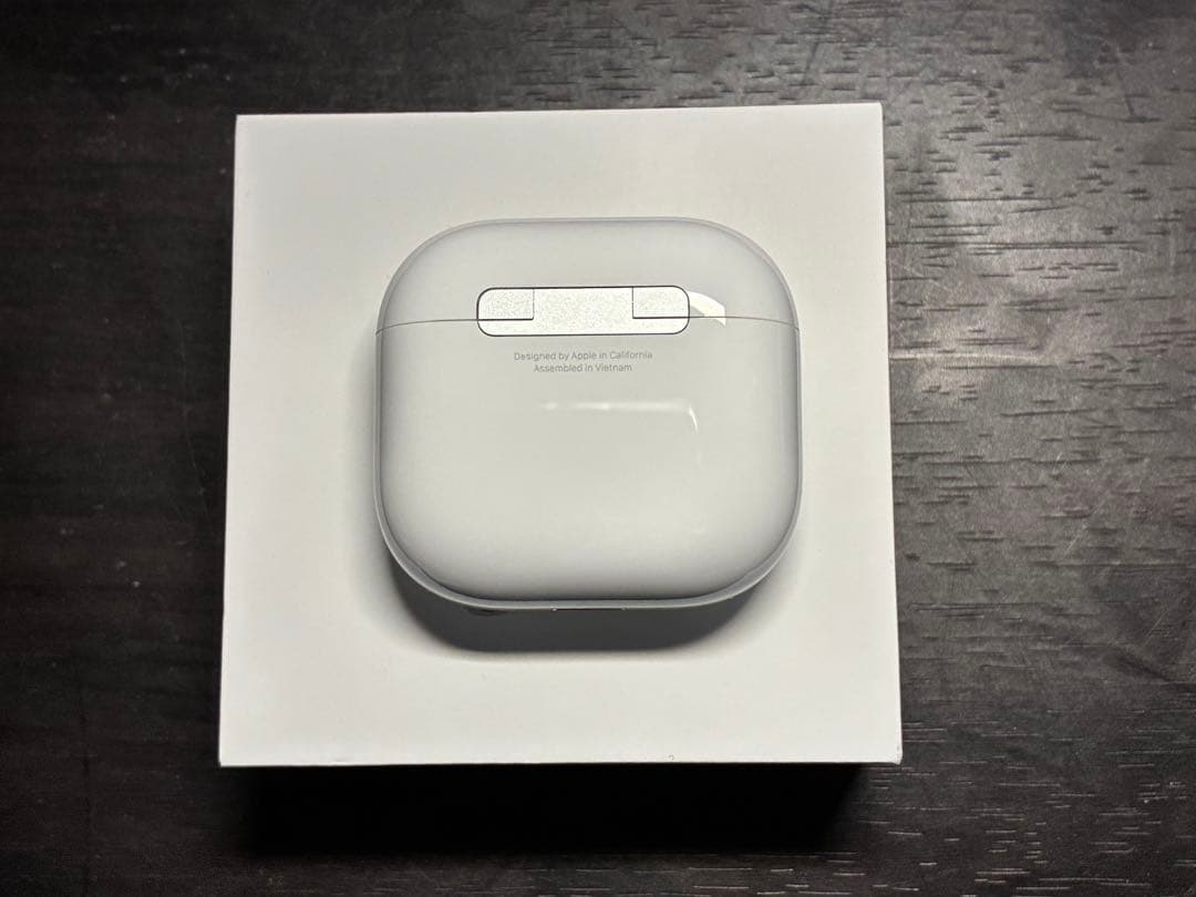 AirPods4 ANC搭載　ケース付き
