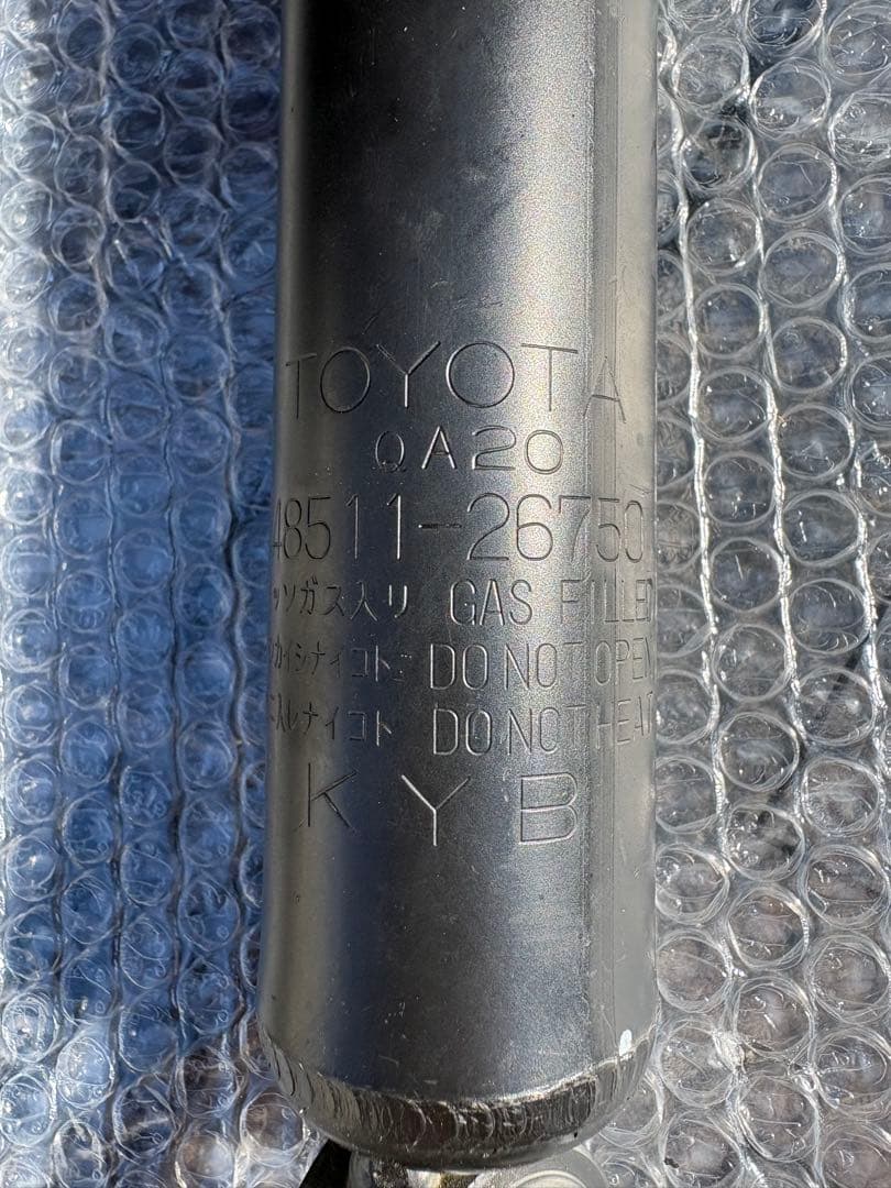 【美品】 TOYOTA 200系ハイエース 純正ショックアブソーバー 2WD