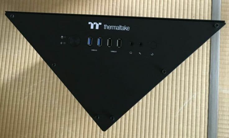 Core P90 TG　オープンフレーム　PCケース　欠品あり