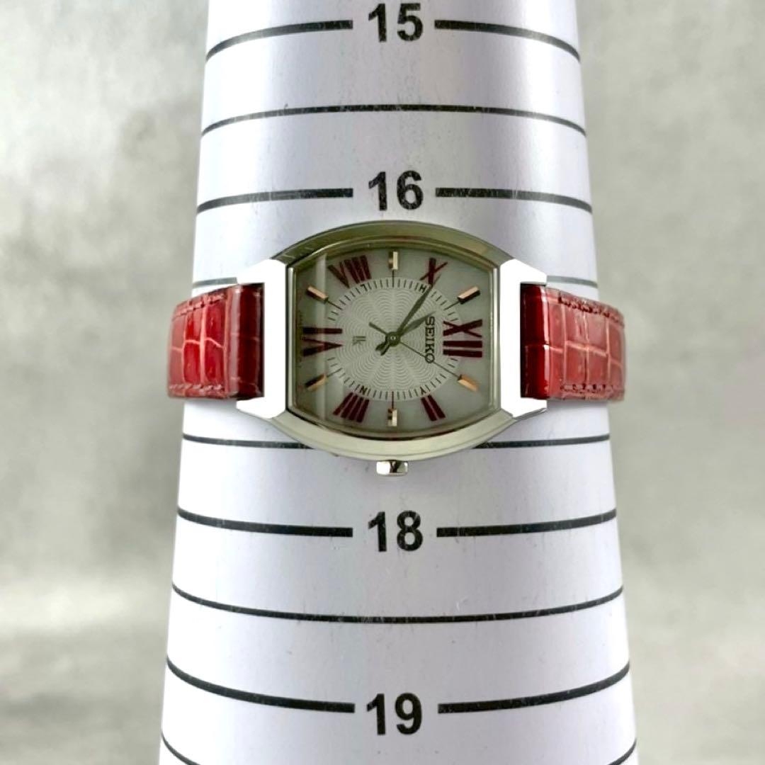 箱付き✨ SEIKO LUKIA クロコダイルレザー 時計 ソーラー 赤 レッド