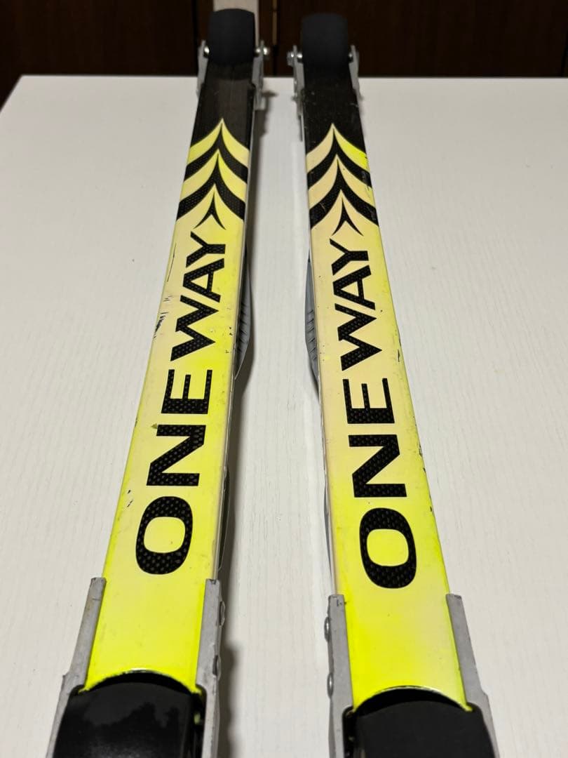 ONEWAY ローラースキー　（marwe製タイヤ:中速）クラシカル