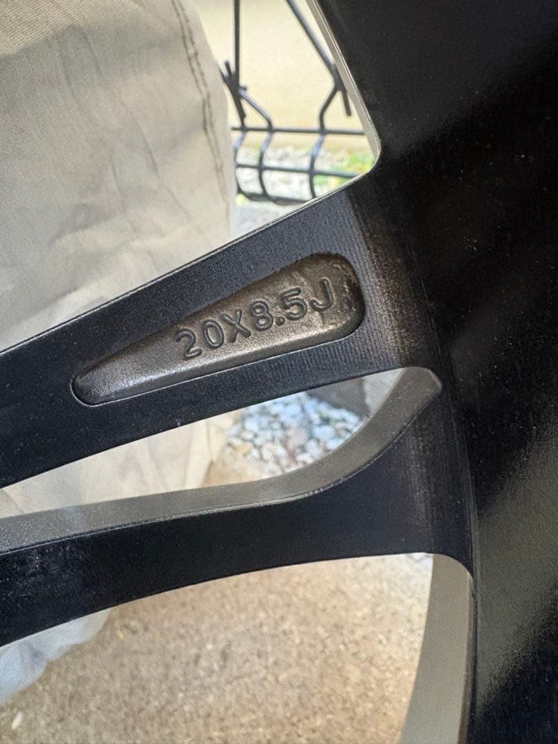 ユタカページレオニス グレイラβ20インチ8.5j p114.3 in35