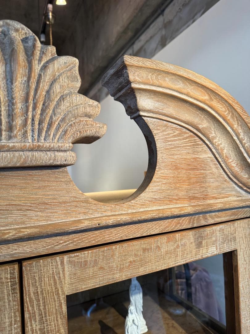 ◆S.◆ガラスキャビネット アンティーク仕上げ ショーケース 食器棚