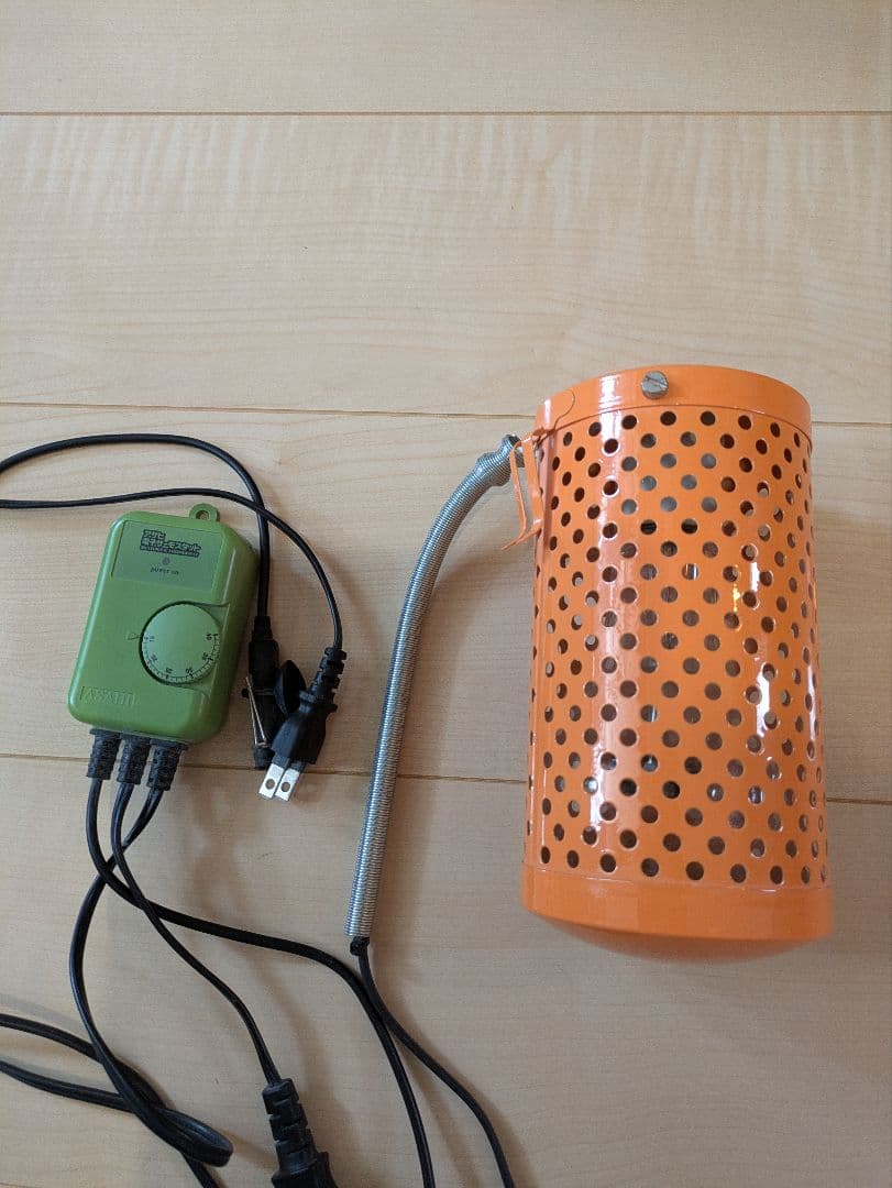 アサヒ　ペットヒーター60w サーモスタット付