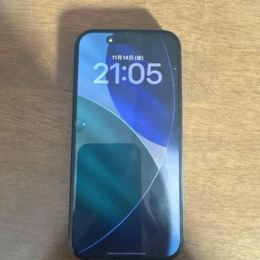 iPhone 15 Pro 256GB 背面破損