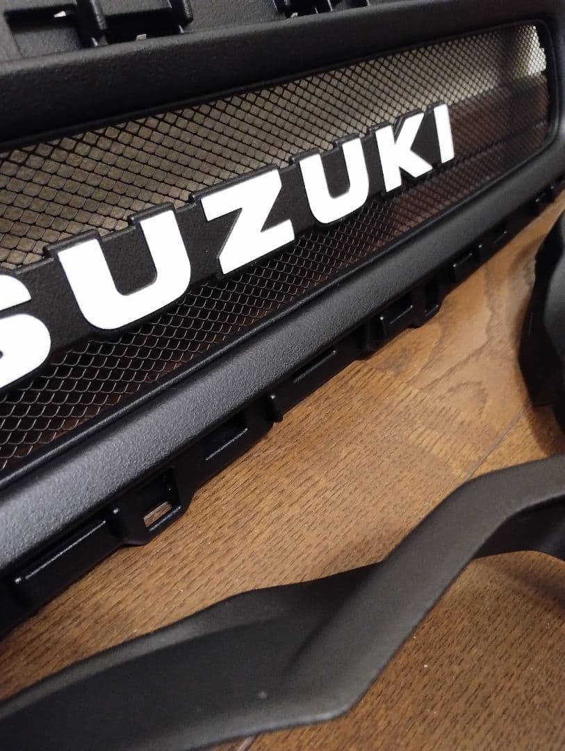 kaomaroセール中(*´꒳`*) スズキハスラーフロントグリル セット