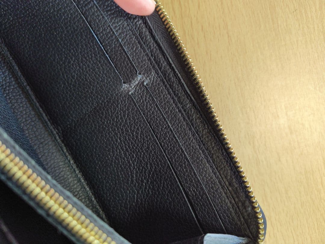 ルイヴィトン　モノグラム　アンプラント　ジッピーウォレット　長財布