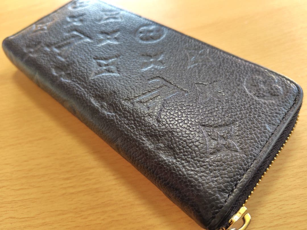 ルイヴィトン　モノグラム　アンプラント　ジッピーウォレット　長財布