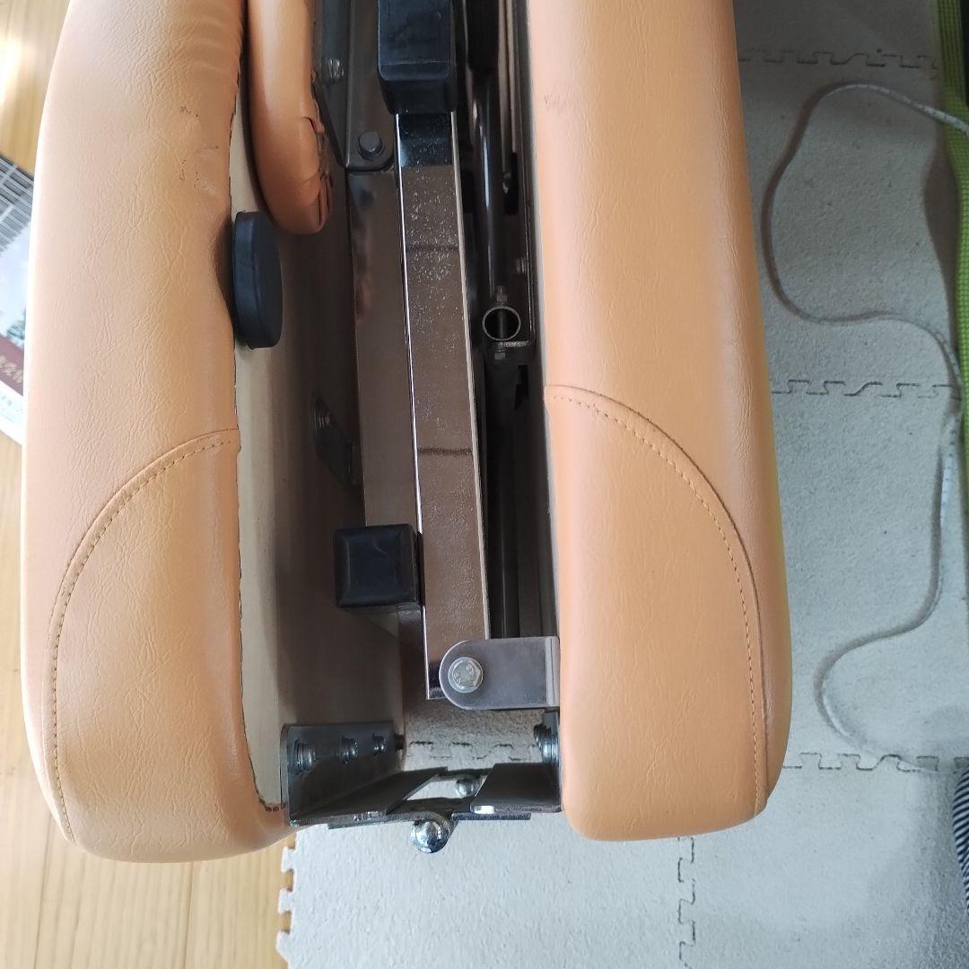 治療ベッド 施術ベッド 整体　マッサージ