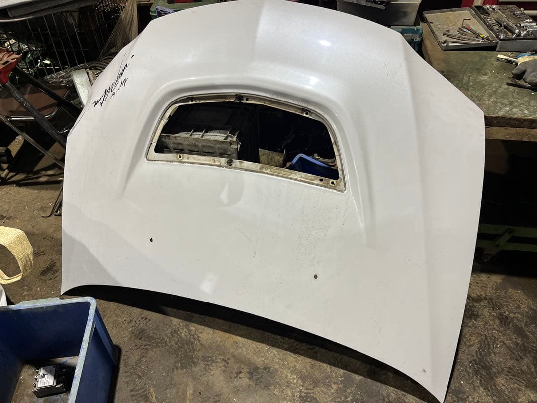 引き取り限定　CT9A/ランエボ9 ボンネット　訳あり