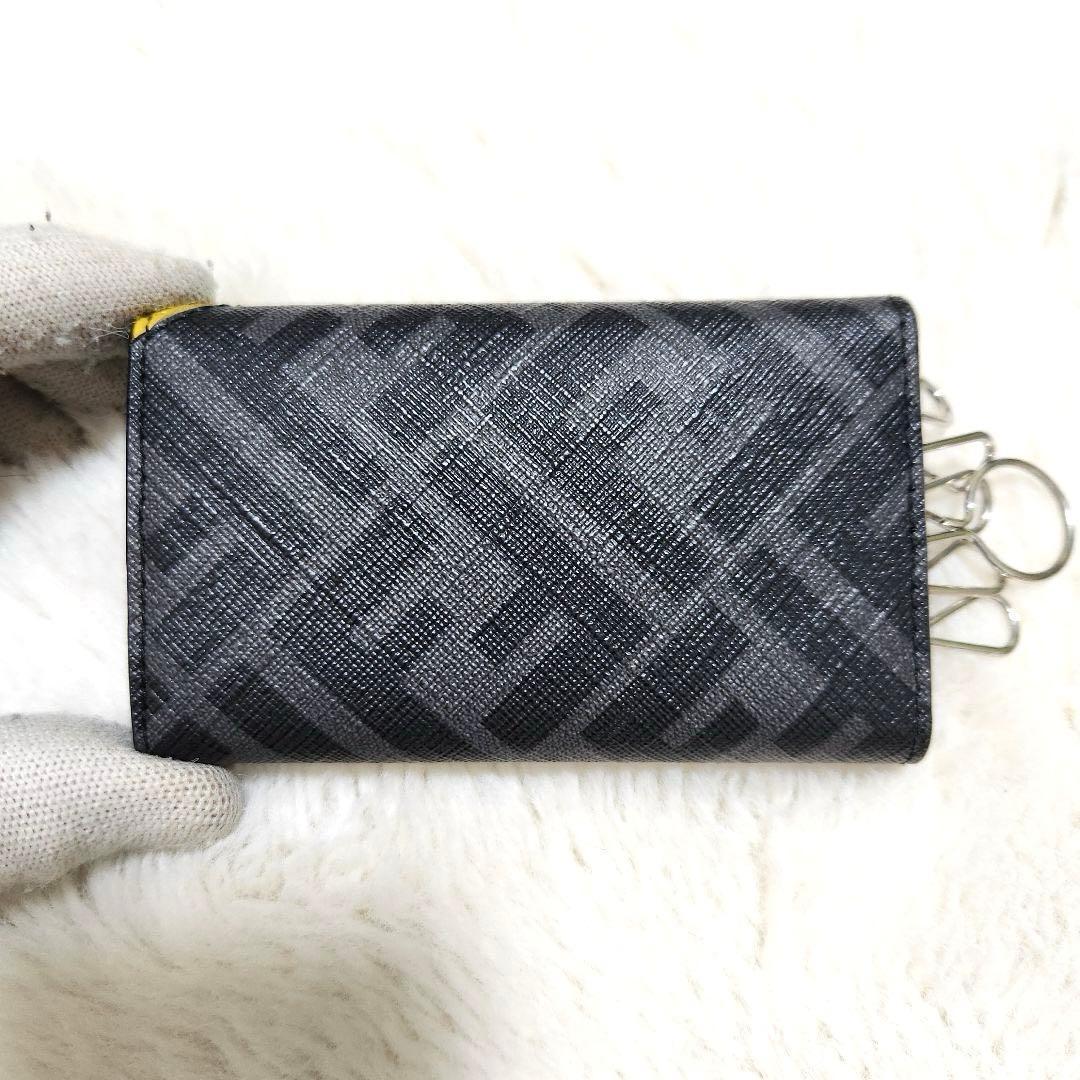 ✨極美品　付属品完備✨フェンディ　キーケース　6連　バイカラー　人気デザイン