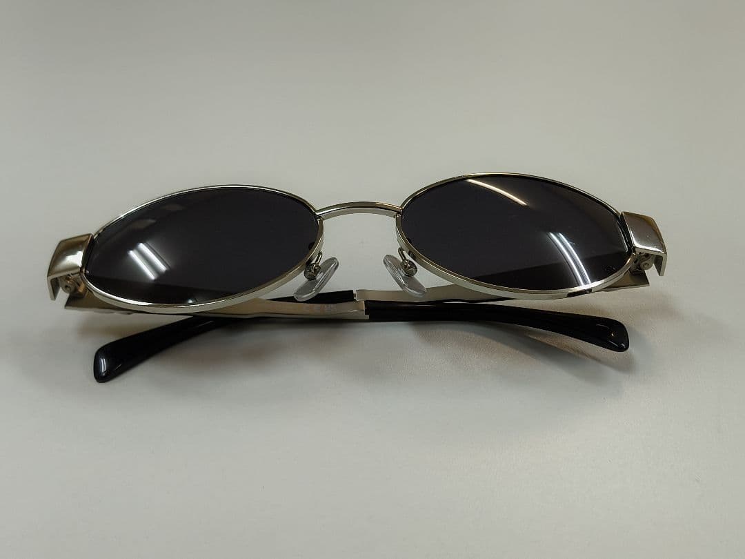 CELINE PARIS メタルフレーム グレーオーバルサングラス