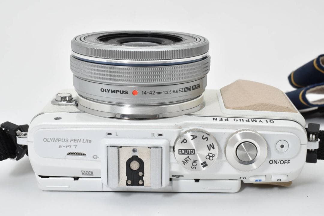 【美品】OLYMPUS PEN Lite E-PL7 14-42㎜ #81