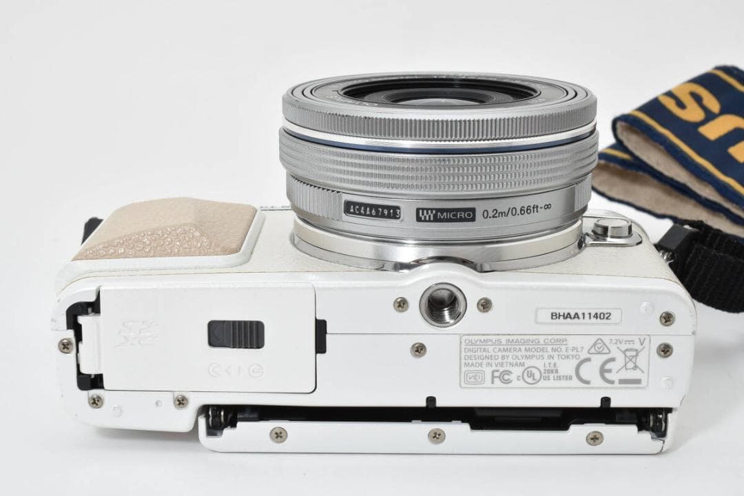 【美品】OLYMPUS PEN Lite E-PL7 14-42㎜ #81
