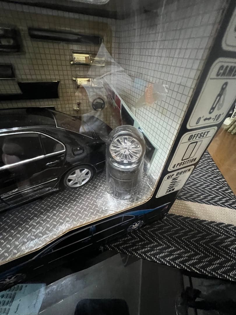 は*む様 FABULOUS トヨタ セルシオ 30型 ミニカー