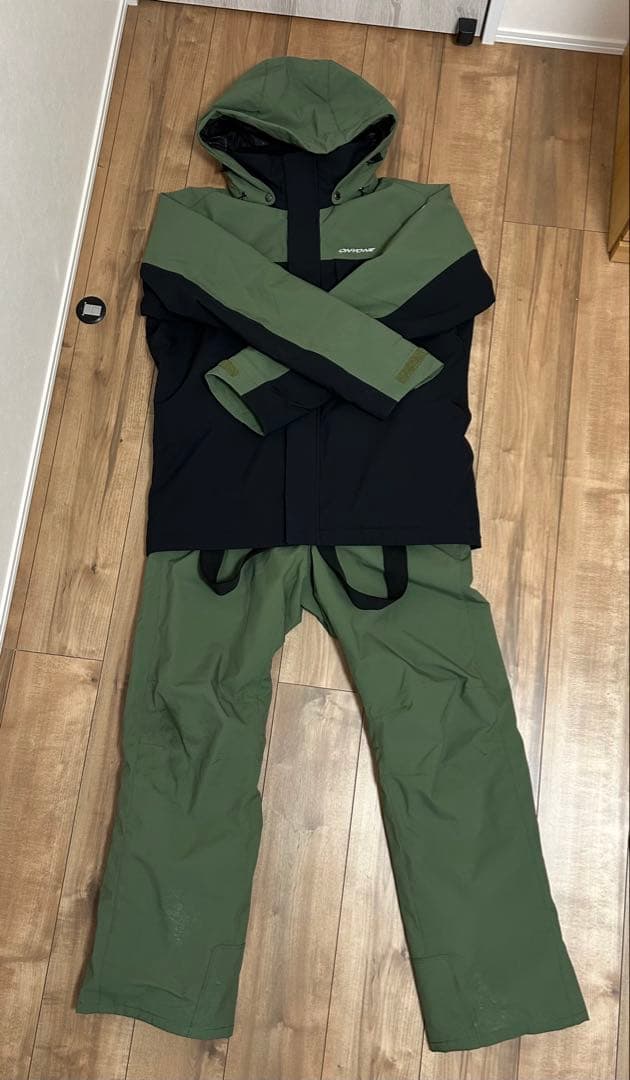 ONYONE オンヨネ スキーウェア 上下セット O(LL )オリーブ