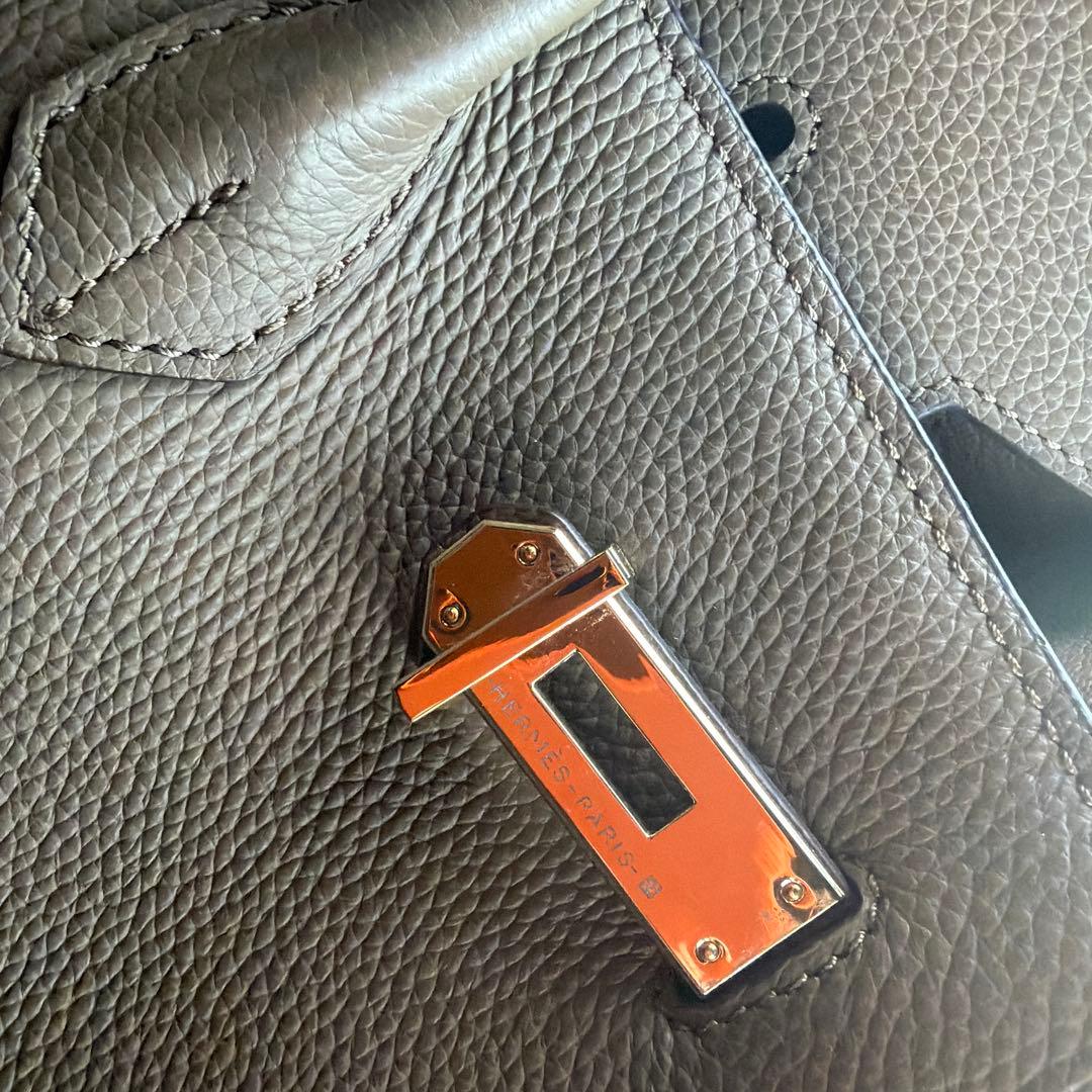 グレー レザー ハンドバッグ