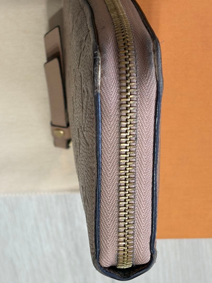 LOUIS VUITTONモノグラムアンプラントジッピーウォレット長財布 保存袋