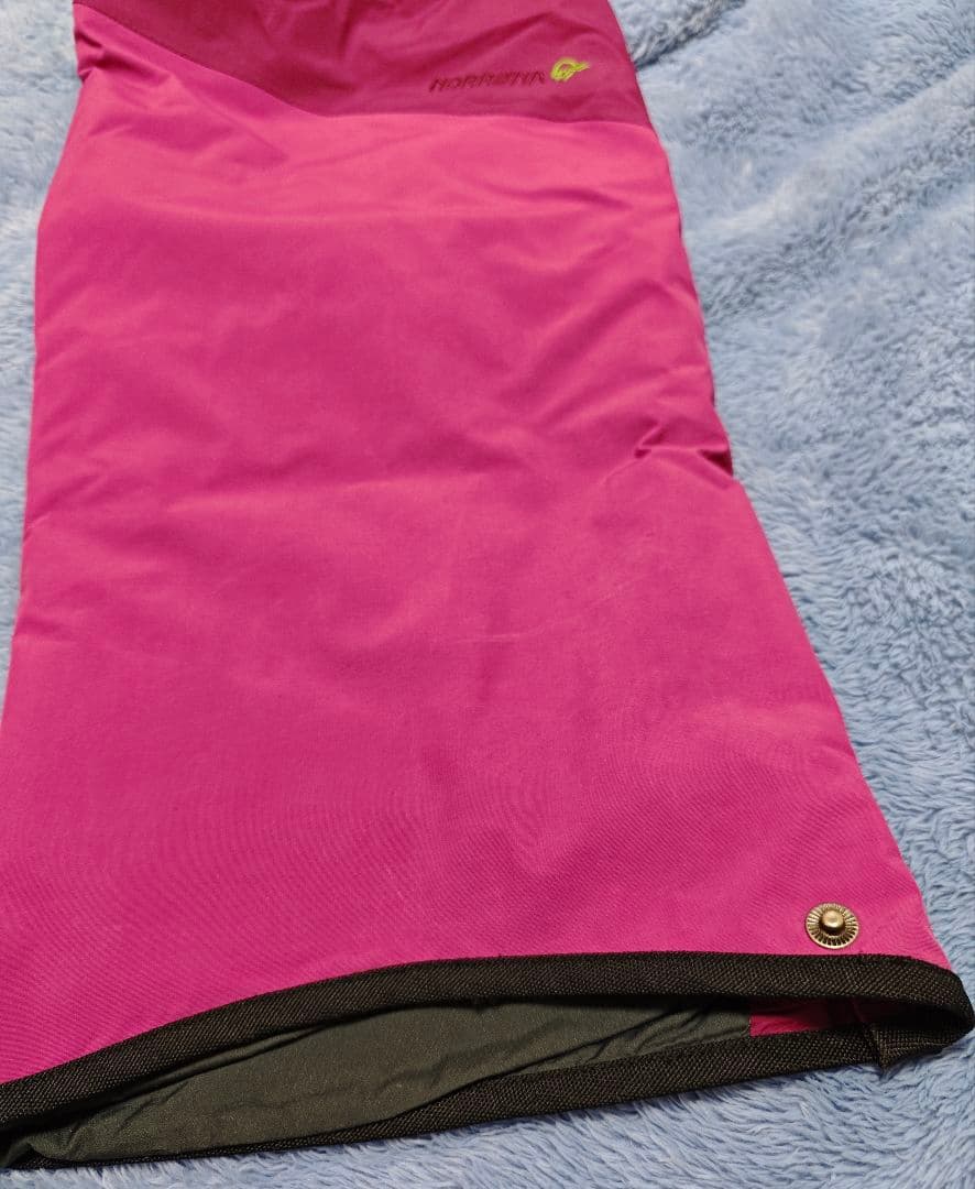 NORRØNA GORE-TEX スノーウエアジャケットとパンツのセット