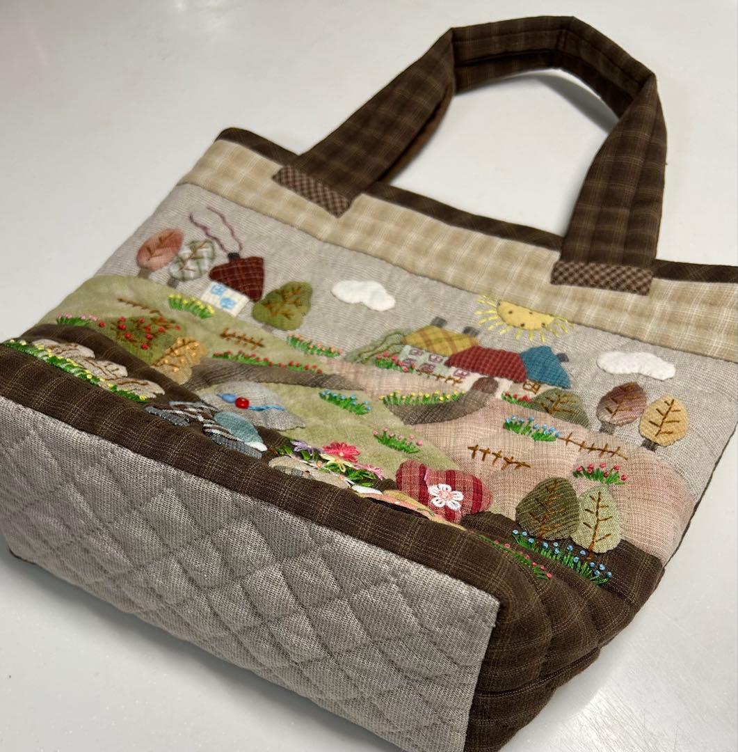 パッチワークスーちゃんのバッグ　裏面ポケット付き