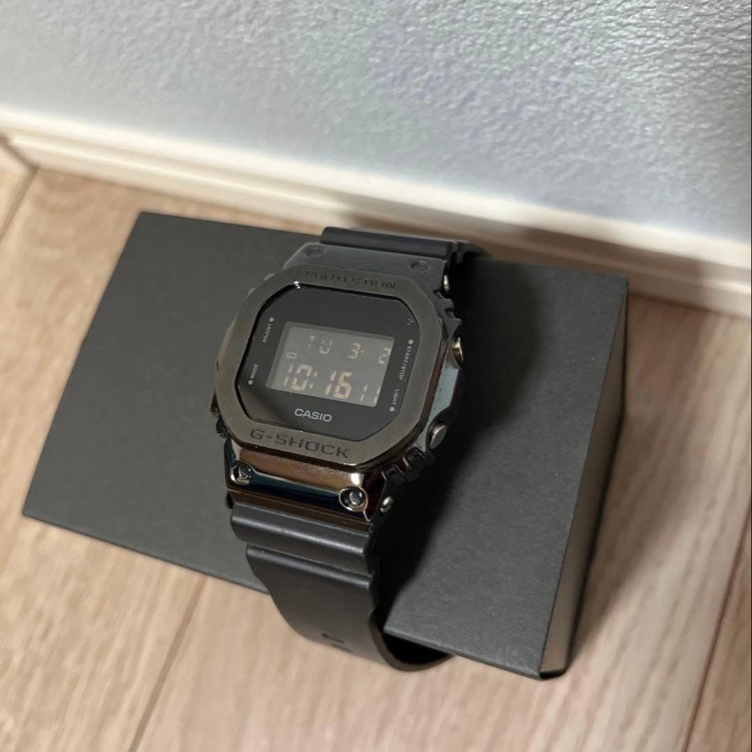 カシオG-SHOCK /GM-5600B-1JFブラック(美品•電池少)