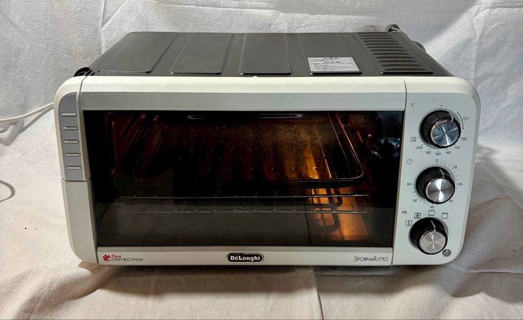 ② デロンギ EO12562J コンベクションオーブン ピザストーン付