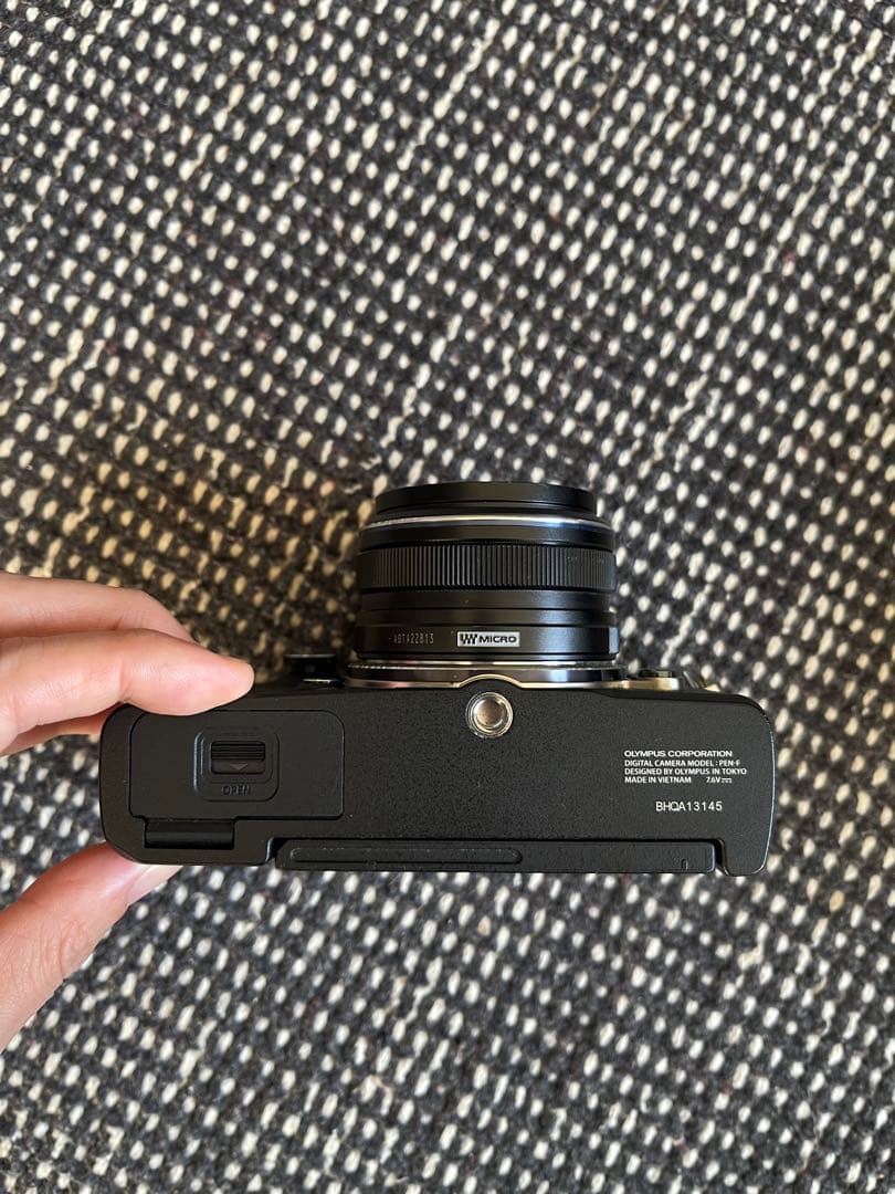 ミラーレス一眼カメラ　オリンパス PEN-F　olympus pen レンズ