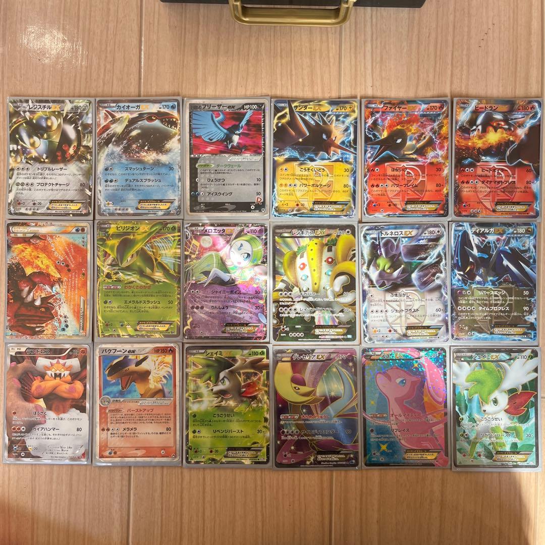 大量ポケモンカードセット　ケース付き　ポケモンカード引退品