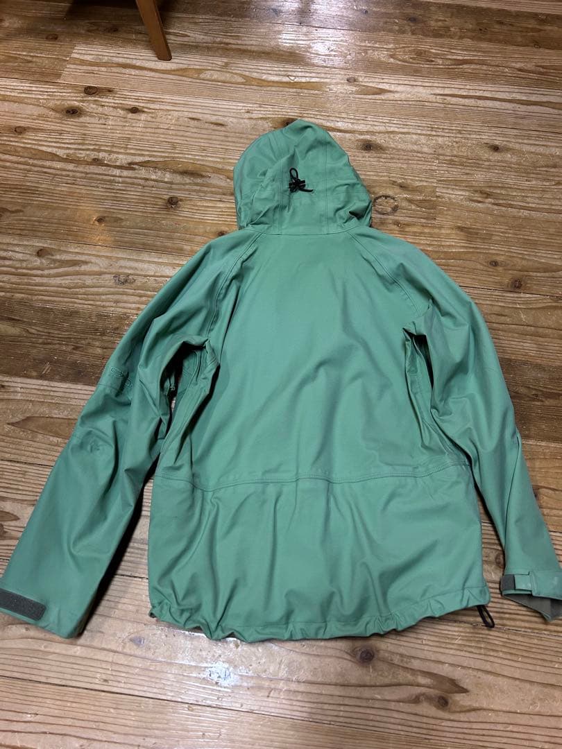 H.I.D ハイパーイリュージョンデザイン　スノーボードウェア　Sサイズ