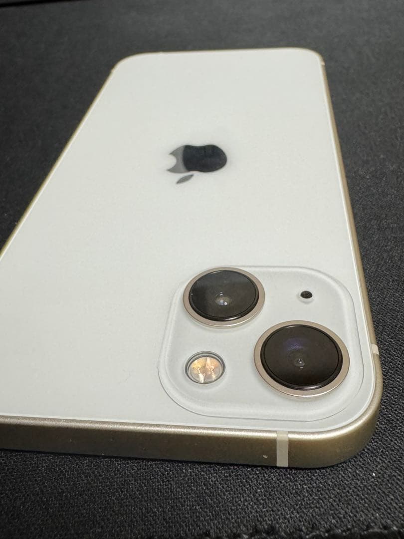 iPhone 13 新品外装、大容量バッテリー　訳あり