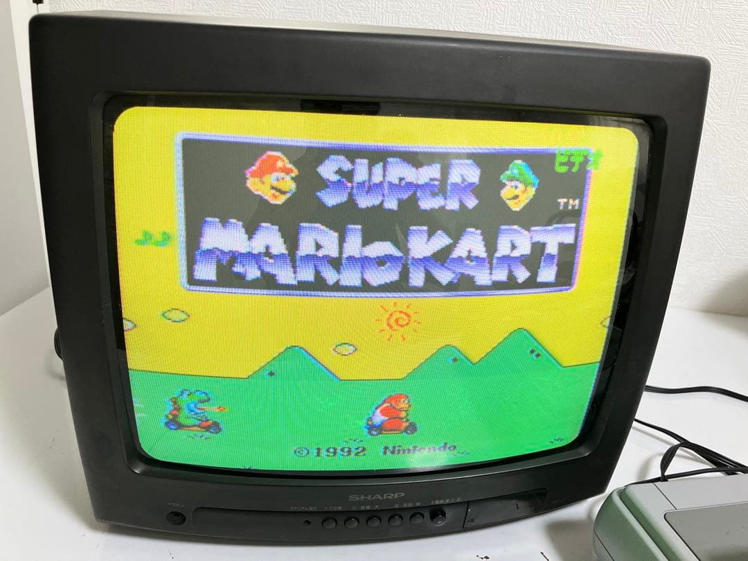 送料込み　ブラウン管 カラーテレビ　SHARP シャープ14C-L10 レトロ