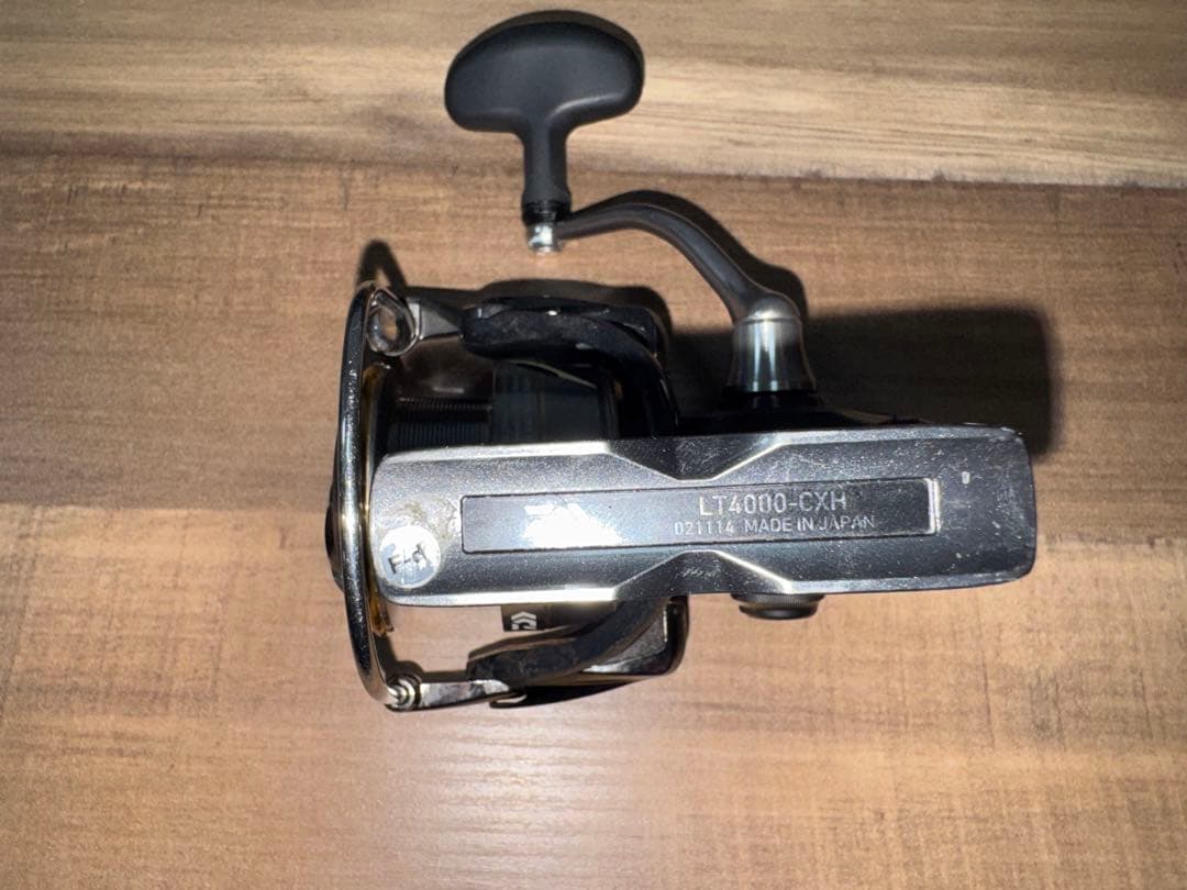 カ*ス様 Daiwa 20LUVIAS LT 4000-CXH スピニングリール