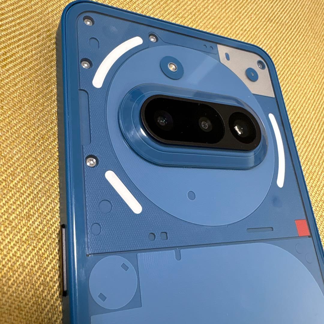 Nothing Phone ブルー