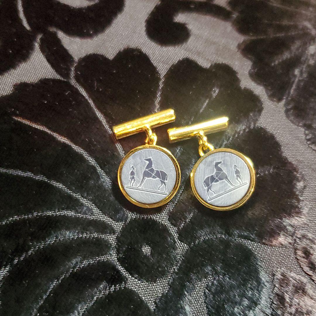 HERMESカフス、エルメスカフス、メンズもレディースもシャツに使用出来ます！