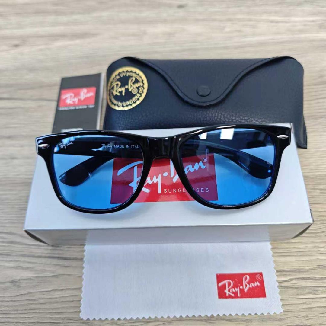 Ray-Ban サングラス 青いレンズ 黒フレーム*2